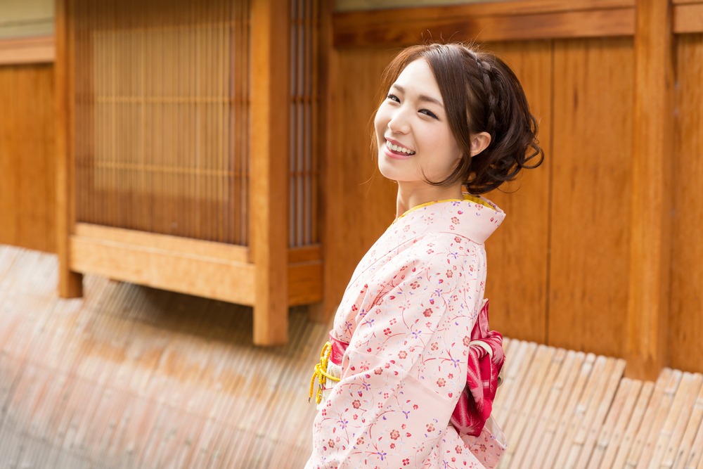 【卒業旅行女子旅 】しっとりと女子力アップ、着物姿で歩く京都の旅
