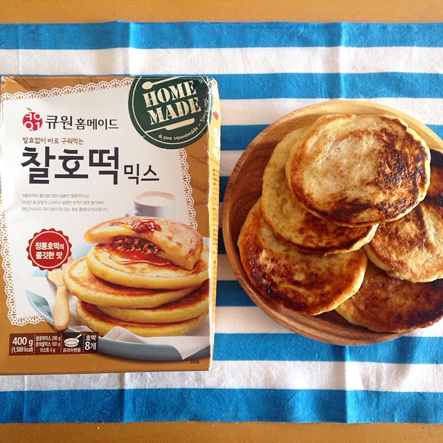 韓国の食べ歩きスイーツ「ホットク」を新大久保で食べ比べ！