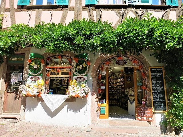 フランスの最も美しい村、「ブドウ畑の真珠」リクヴィルの5つの魅力