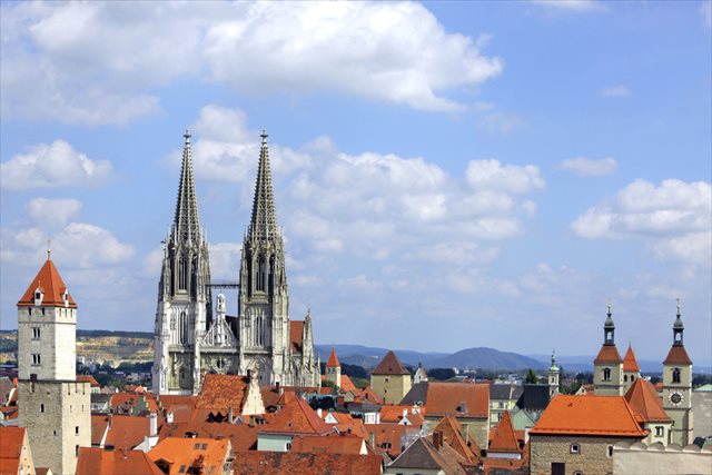 ドイツ中世の奇跡、ミュンヘン近郊の知られざる世界遺産の街・レーゲンスブルクの魅力