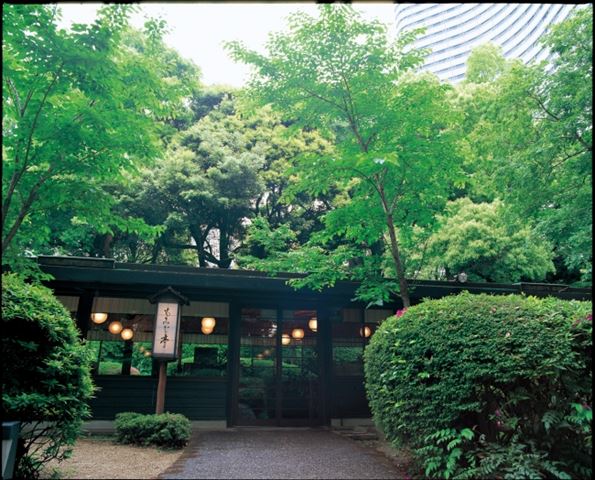 ガーデンビアホールで楽しむ「ビール」×「肉」