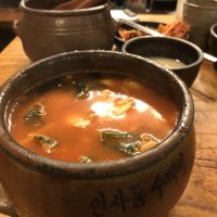 【ソウルひとり飯】伝統家屋で、心に染みいる韓国風すいとんはいかが？