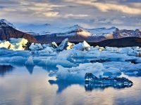 【アイスランド】心が洗練されそうな青の景色！ 神秘的なヨークルサルロン氷河湖
