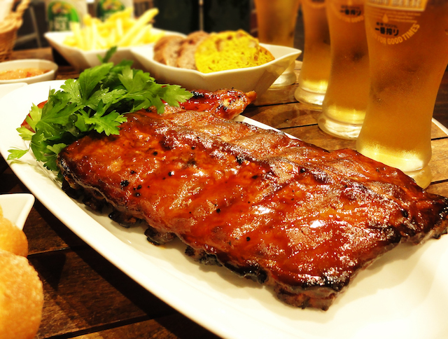 メゾンカイザー初のビアガーデン!自慢のパンとビールが食べ放題飲み放題!