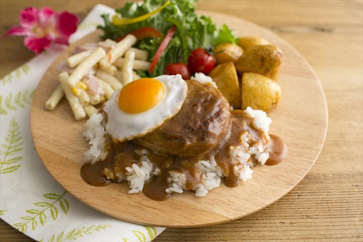 インテリアになるレトルト食品がヴィレッジヴァンガードにて販売開始