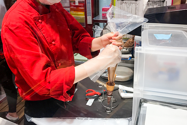 東京駅の「ぐりこ・や Kitchen」でしか食べられない「カプリコルネ」って知ってる？