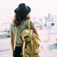 旅するとは限らない？スタイルによって働き方や待遇が変わる、トラベルライターの種類とは