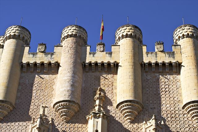 白雪姫のお城のモデル 世界遺産の街セゴビアの古城アルカサル スペイン ガジェット通信 Getnews
