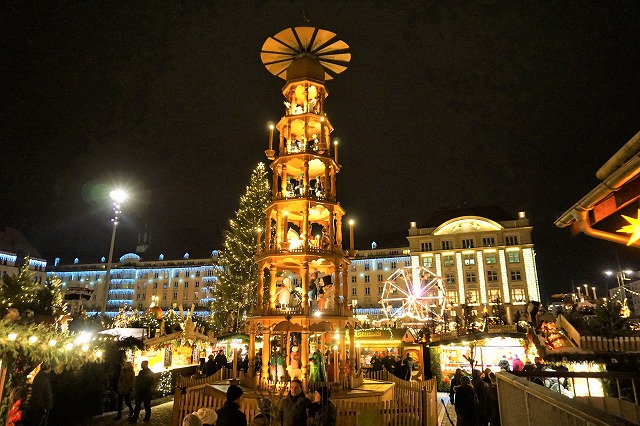 ドイツ最古、ドレスデンの伝統のクリスマスマーケットを現地ルポ | TABIZINE～人生に旅心を～