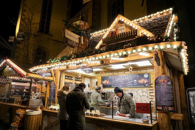 ドイツ屈指の規模と歴史を誇る、フランクフルトのエネルギッシュなクリスマスマーケット