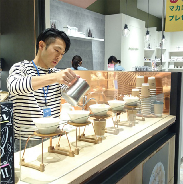 だしをハンドドリップ？新宿に日本初の「ハンドドリップだし」を提供する「だし専門店」がOPEN！