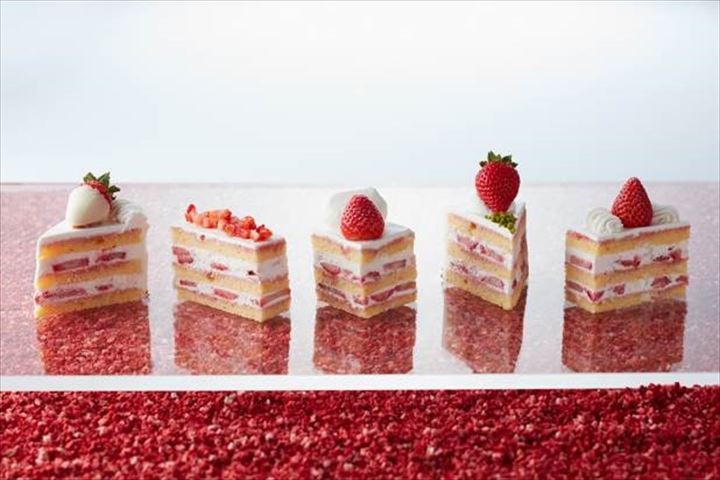 ５種類の 苺 をショートケーキで食べ比べ 春の訪れを感じる桜スイーツも グランドハイアット東京 Tabizine 人生に旅心を