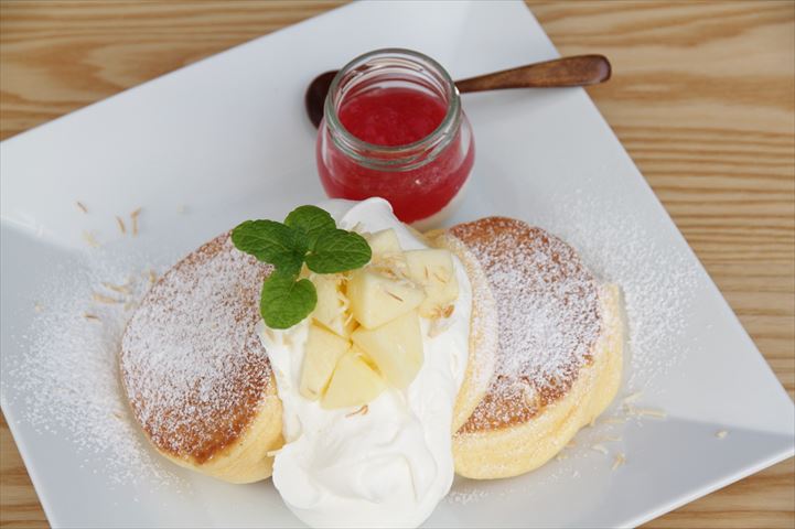 ますます幸せになりそうな期間限定パンケーキ3種【幸せのパンケーキ】