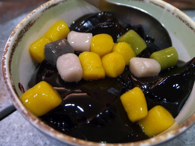 【台湾】臭豆腐だけじゃない！台湾で試してみたい不思議な料理・デザート５選