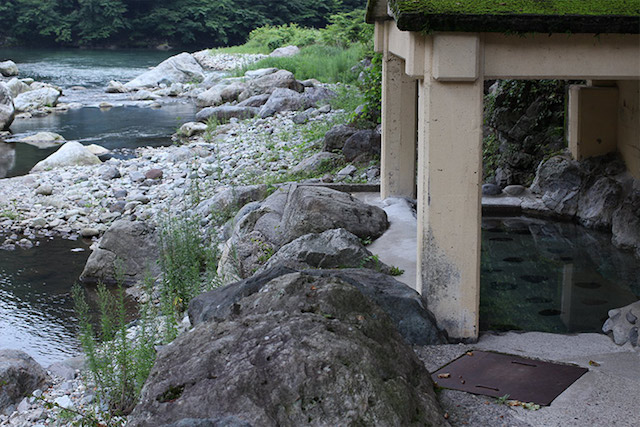 川治エリアの日帰り温泉で絶景を楽しむ