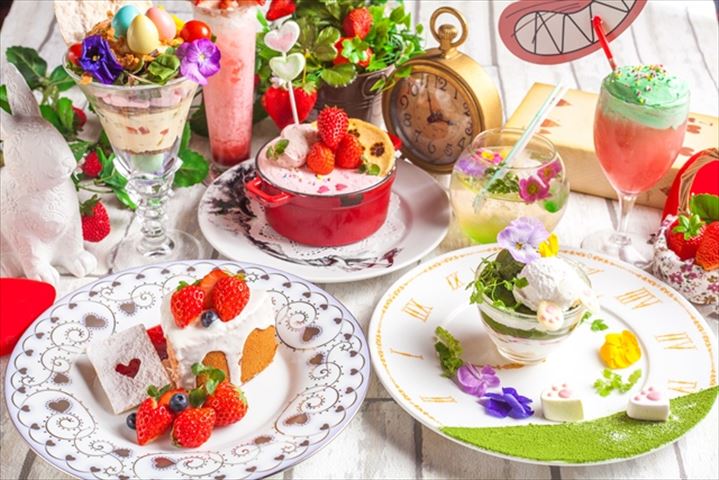 アリスの世界観を春限定メニューで楽しむ「アリスのファンタジーレストラン」