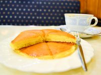 道頓堀の純喫茶「アメリカン」の昔懐かしいホットケーキ