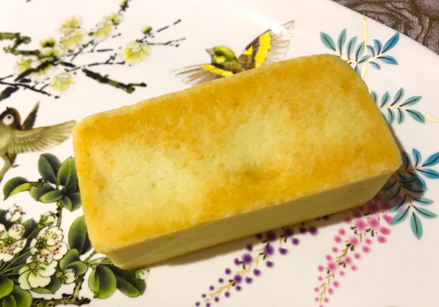 【台湾土産】ホテルオークラプレステージのレトロ可愛いパイナップルケーキ