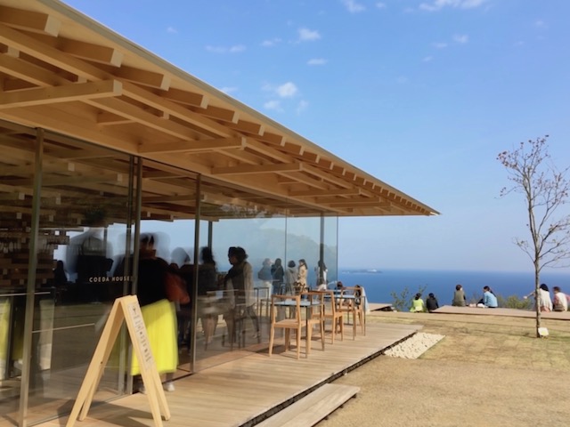 【熱海特集】熱海の新名所、海を見渡す絶景カフェ「COEDA HOUSE コエダハウス」