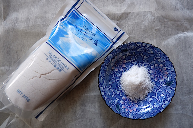 サラサラで使いやすい、ウユニ塩湖の天然塩