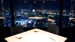 地上200メートルの上空から美味しい料理と大阪の景色を堪能するホテル「アートホテル大阪ベイタワー」が誕生！