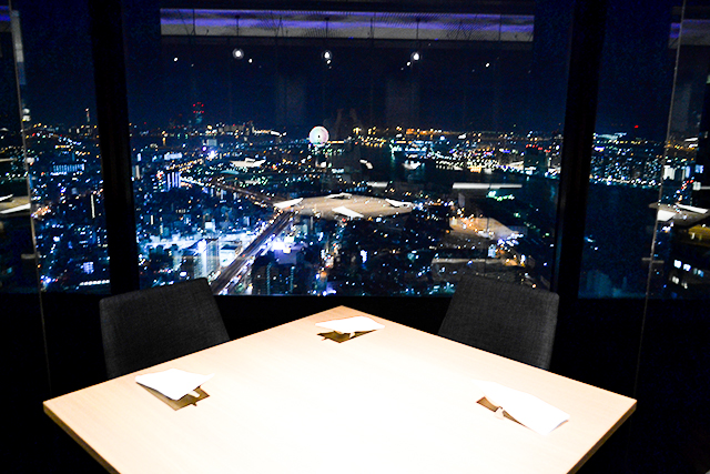 地上200メートルの上空から美味しい料理と大阪の景色を堪能するホテル「アートホテル大阪ベイタワー」が誕生！