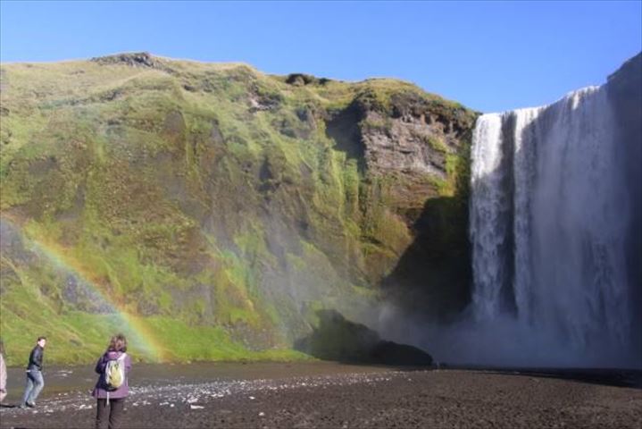 青い氷河だけじゃない！アイスランドのワイルドな風景