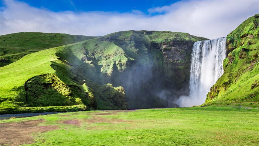 青い氷河だけじゃない！アイスランドのワイルドな風景