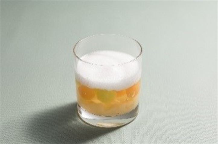 旬のピーチをふんだんに使った、清涼感溢れるスイーツをグランドハイアット東京で