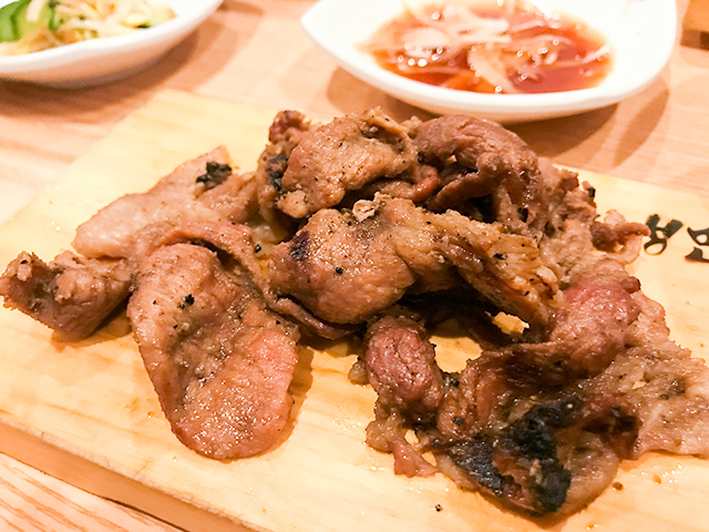 直火焼き焼肉と一緒に冷麺が食べられる新大久保「コサム冷麺専門店」