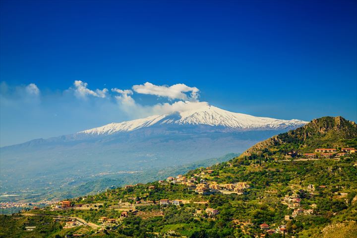 シチリアの富士山！世界遺産「エトナ山」をトレッキング