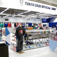 オリンピックまであと2年！　新宿に誕生した初の常設オフィシャルショップ人気商品トップ5