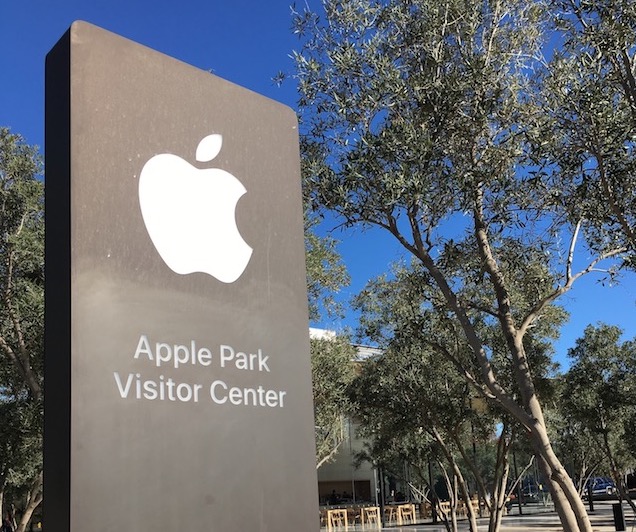 アップル新本社のビジターセンターへ潜入！ついでにカフェも。お土産探しも。【Apple Park Visitor Center】