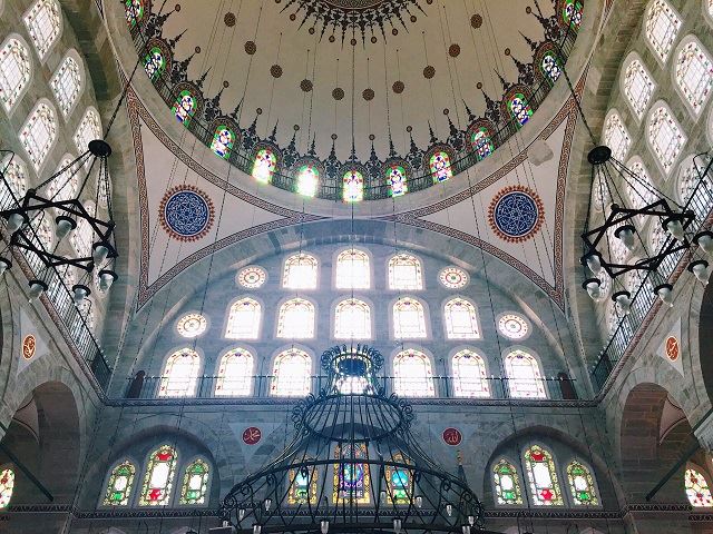 本当に心が静まるのは穴場のモスクだった。イスタンブール旧市街のモスク3選