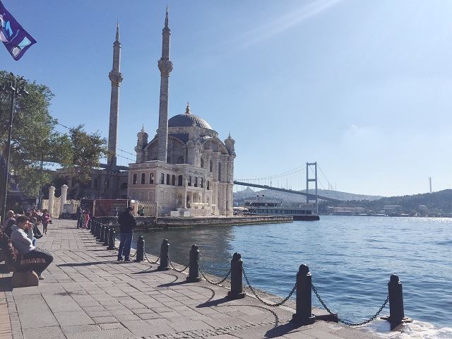週末が狙い目！イスタンブールの景勝地オルタキョイの魅力