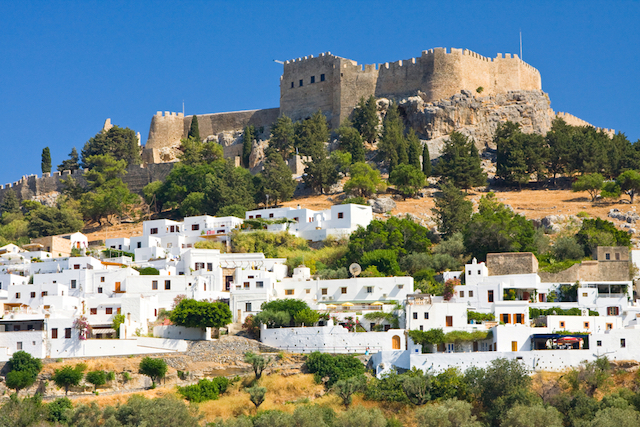 騎士団が築いた世界遺産の中世都市が残る、ギリシャ・ロドス島の6つの魅力