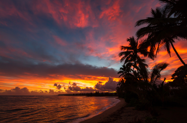 ハワイでタダで感動的な夕日を楽しもう！　オアフ島のサンセットスポット５選