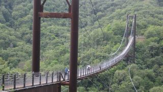 日本最大級の吊り橋。ハラハラしながらも絶景が楽しめる「星のブランコ」