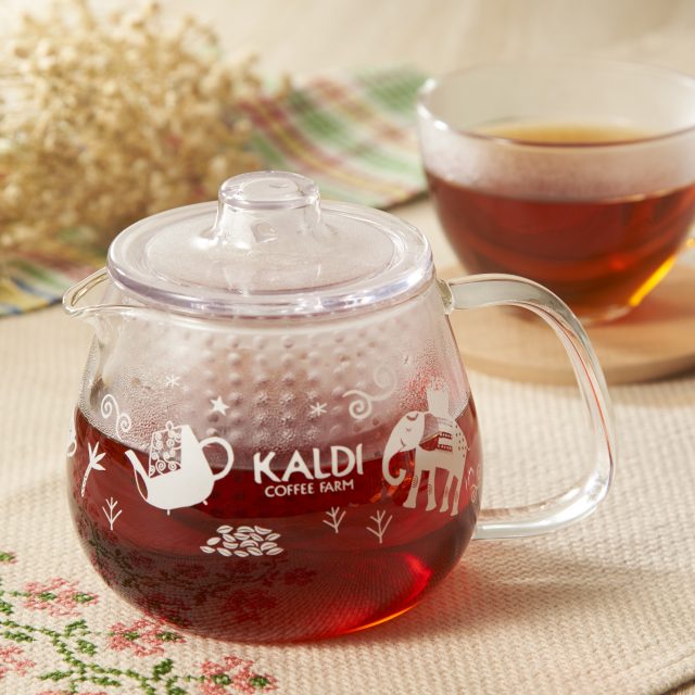 11月１日の紅茶の日に、カルディから「紅茶の日バッグ」を数量限定で発売！