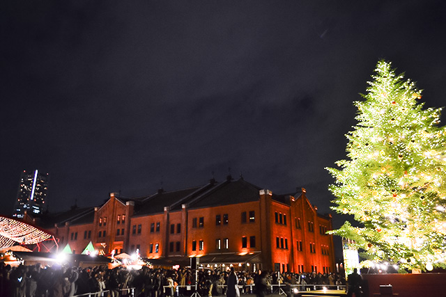 冬の名物 Christmas Market In 横浜赤レンガ倉庫 スタート 今年はドイツ アーヘンがモチーフ Tabizine 人生に旅心を