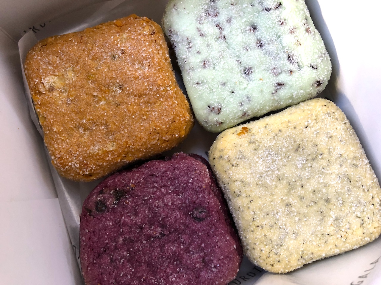 BURDIGALA EXPRESSの「東京パヴェ」箱入り