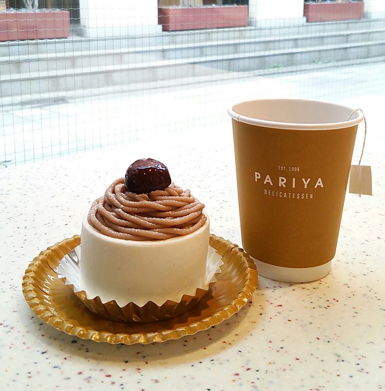 柳小路南角 PARIYA　ケーキセット