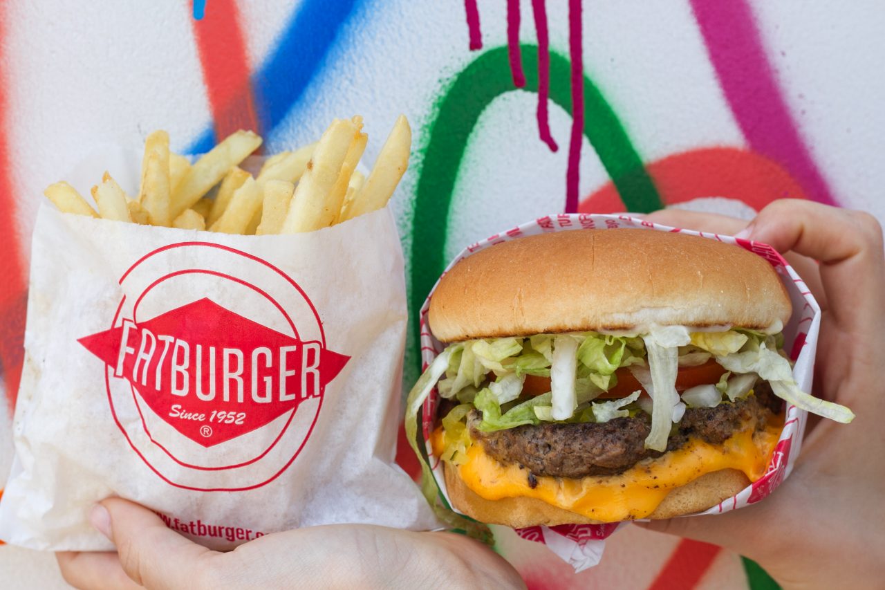 FATBURGER バーガーとポテト