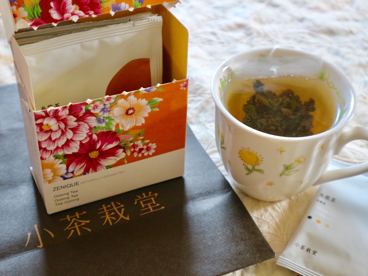 台湾の可愛いお土産グルメ ４ 小茶栽堂の色鮮やかなお茶ギフト Tabizine 人生に旅心を