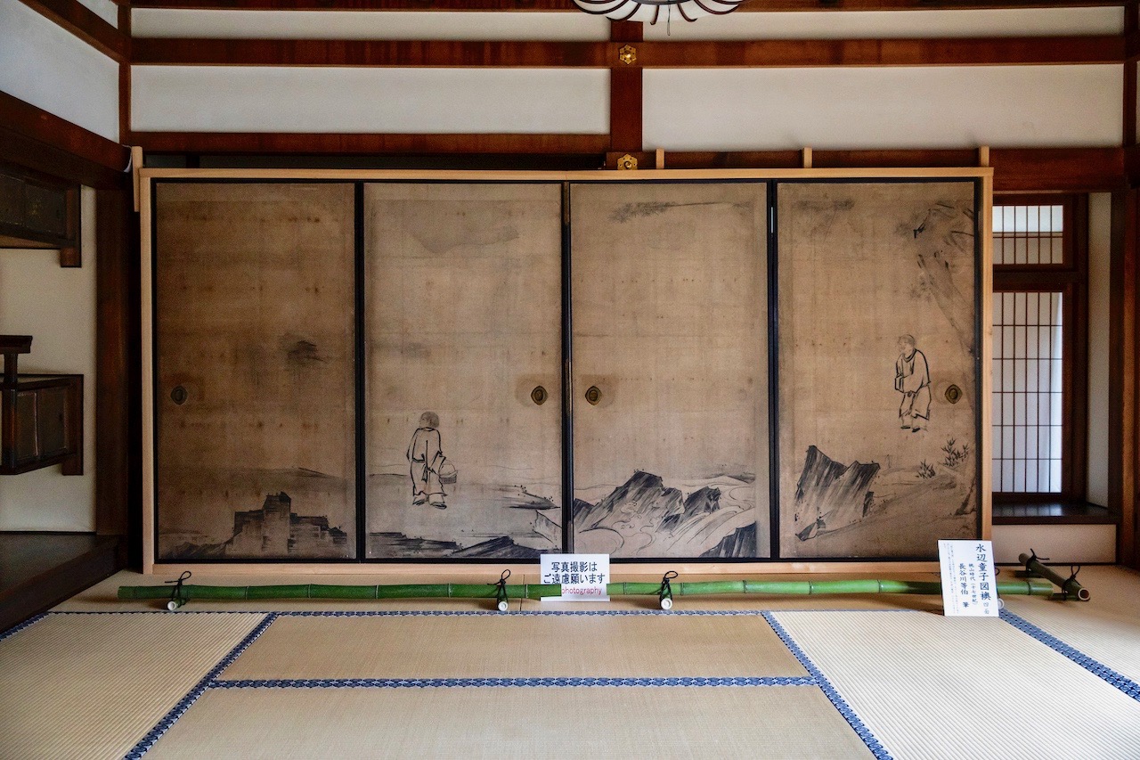 秘められた京の美を訪ねて。伊藤若冲の名画などの寺宝に出会える「建仁寺 両足院」