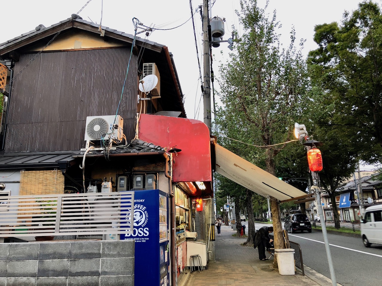 京都一おいしい という噂も ソースも絶品すぎる すずや のたこ焼き Tabizine 人生に旅心を