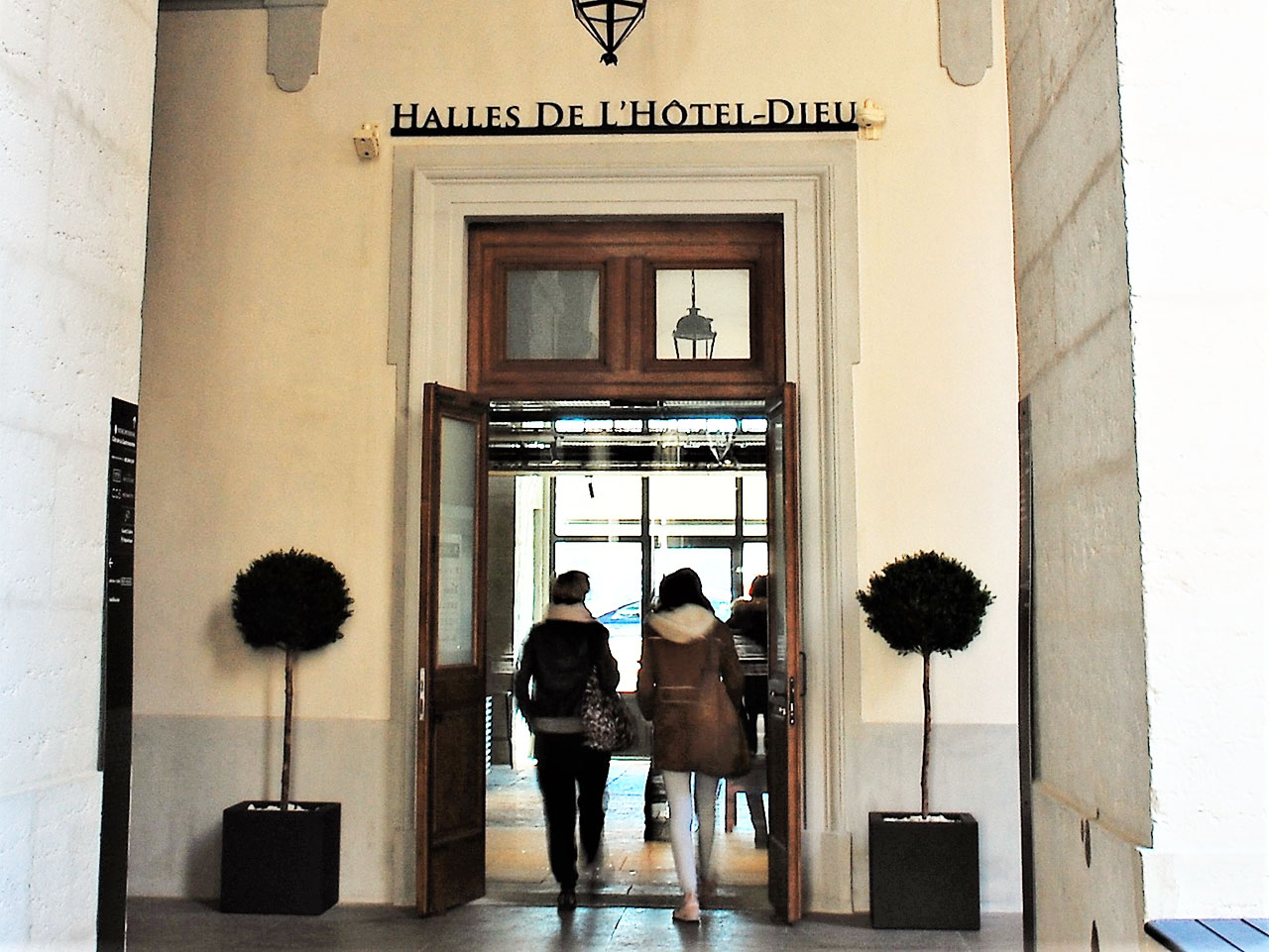 Les Halles Grand Hôtel-Dieu(レアル・グラン・オテルデュー)
