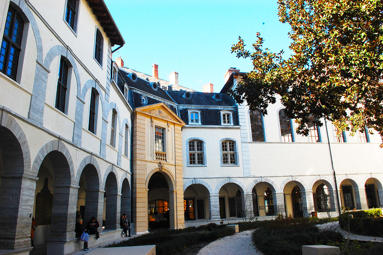 グラン・オテルデュー(Grand Hôtel-Dieu) Lyon