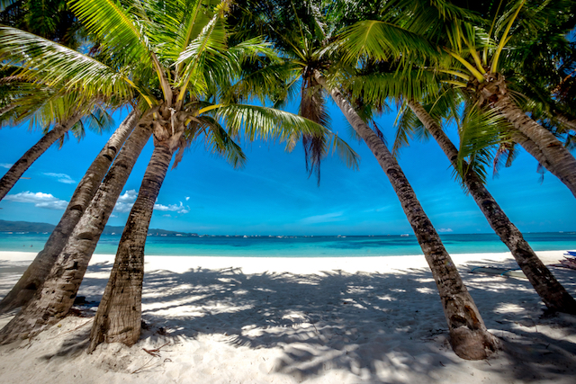 世界屈指のビーチリゾート フィリピン ボラカイ島 のホワイトビーチの楽しみ方 現地ルポ Tabizine 人生に旅心を