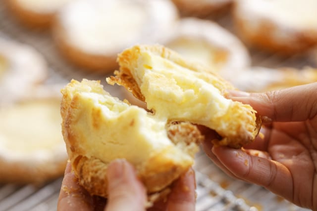 チーズ好きにはたまらない！ルタオのデニッシュパンが期間限定で新宿に登場